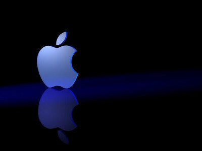 Apple презентувала свій перший розкладний смартфон iPhone Duo та оновила лінійку пристроїв