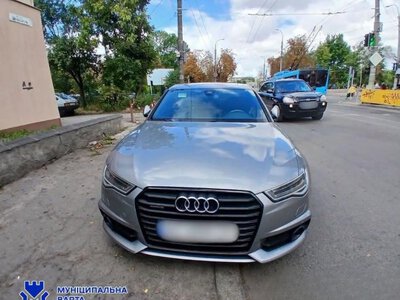 Понад 550 постанов за тиждень: у Рівному інспектори перевіряли дотримання правил паркування
