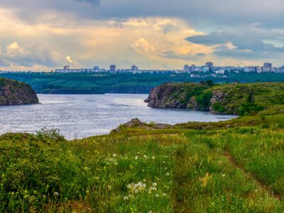 Запорізький фотограф видав книгу з унікальними світлинами краси нашого краю