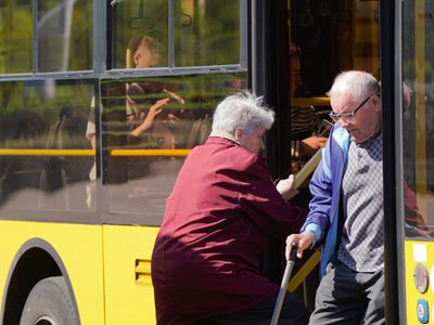 «Скануй або плати штраф»: КП «Київпастранс» жорстко попередив усіх пенсіонерів та пільговиків столиці