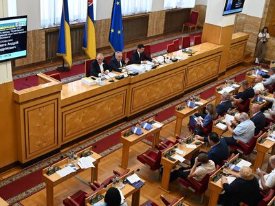 Закарпаття робить ставку на Європу: обласна рада затвердила нове об’єднання зі Словаччиною