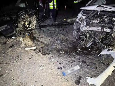 Рятувальники показали, як витягали двох травмованих у ДТП на Рівненщині (ВІДЕО)