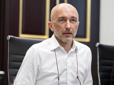 Пишний заперечив, що рекомендував Веселого для Сенс Банку, і вимагає нового засідання ТСК
