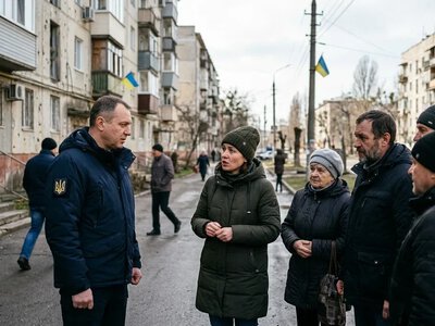 Мешканці Дніпровського району Херсона обговорили з Ярославом Шаньком проблеми укриттів і мереж