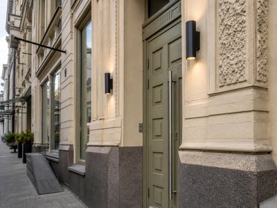 Поліція Гельсінкі у Фінляндії провела особливий обшук у Plastic Surgery Center