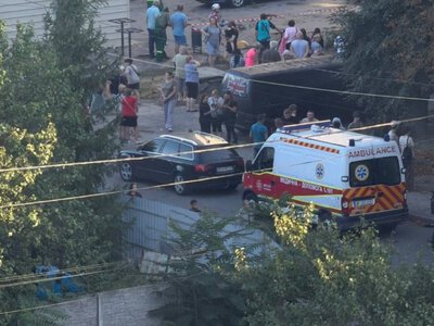 Шахед влучив у багатоповерхівку на Бородку: у квартирі спалахнула пожежа