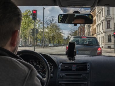 Коли користування телефоном у Німеччині може спричинити проблеми
