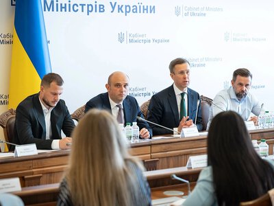 Кабмін готує пільгові кредити та держмайно для постраждалого бізнесу