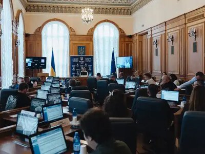 Депутатів від заборонених партій можуть позбавити мандатів