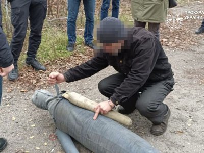 На Дніпропетровщині чоловіка засудили довічно за вбивство трьох людей, серед них - 13-річний хлопчик