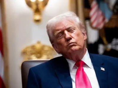 По 5 тис. доларів кожному: Трамп вдається до популізму заради політичного виживання - експерт