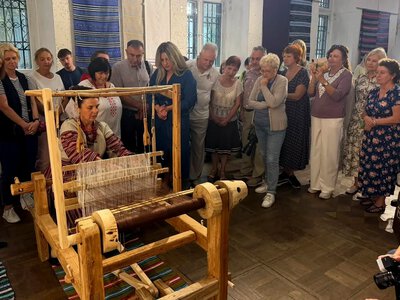 У Рівненському музеї відкрилася виставка поліського ткацтва «Виткане серцем»