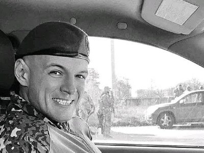 Загинув розвідник, який підняв прапор над звільненою Снігурівкою