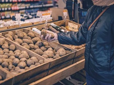 Коли вигідно купувати картоплю на зиму?