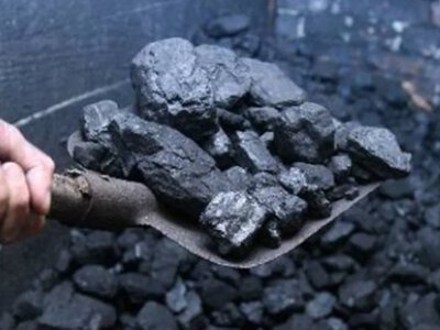 Світ мав почати відмовлятися від вугілля у 2026 році, але Трамп і війна рф проти України змінили прогноз