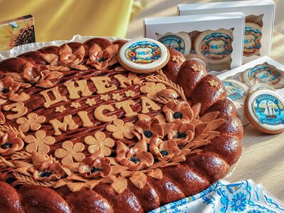 Миколаївський хлібозавод спік святковий коровай до Дня міста