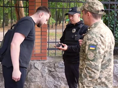 Втеча від ТЦК може закінчитися штрафом до 25 500 грн: коли загрожує позбавлення волі на 5 років