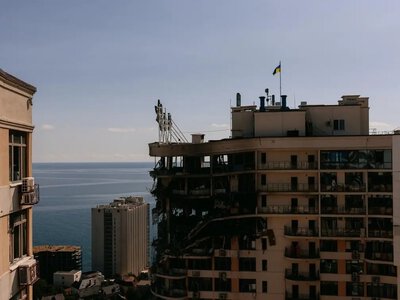 Зруйновані квартири біля моря та забиті вікна: Одеса ліквідує наслідки ранкового удару (фото, відео)