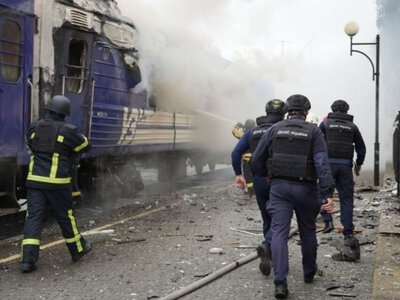 Російські війська вдарили по пасажирському потягу у Луцьку