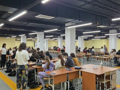 У Києві зросла кількість школярів, які навчаються очно: 51% дітей відвідують школи