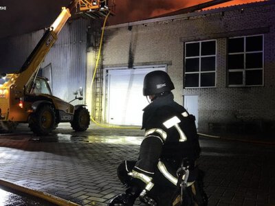 На Волині понад чотири години триває масована атака дронів