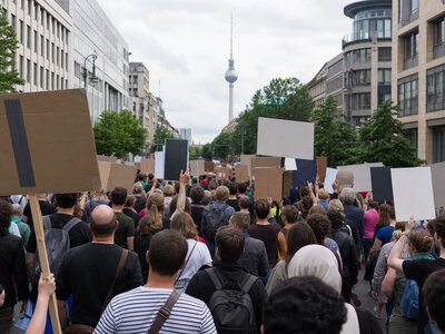 У Німеччині близько 150 тисяч людей протестували проти AfD