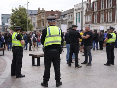 У Портсмуті затримали трьох людей під час протесту проти імміграції