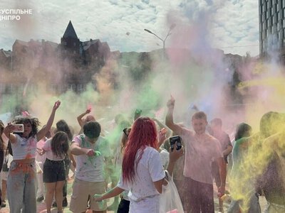 У Дніпрі до 500-річчя міста відновили фестиваль Kolir Fest