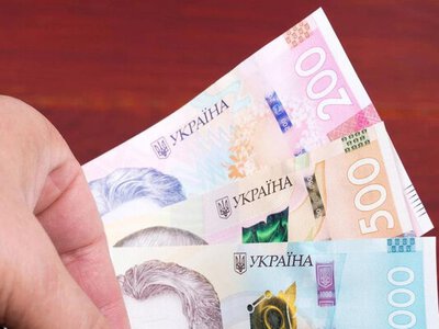 Посвідчення гарантує 320 гривень до пенсії: що слід перевірити усім пенсіонерам