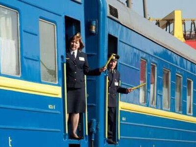 В Україні значні затримки потягів: деякі  запорізькі рейси відстають від графіка майже на 5 годин