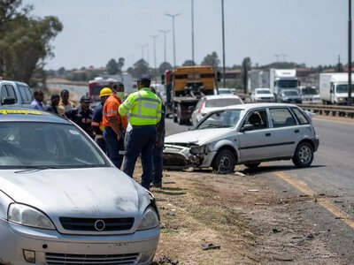 У ПАР двоє людей тяжко травмувалися в ДТП на трасі N3