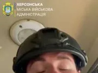 Мешканку Дніпровського району Херсона евакуювали після влучання ворожого дрона