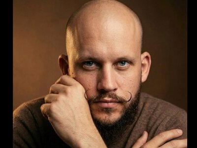 «У вині ми маємо передавати нашу ідентичність»: сомельє Валерій Яворський про закарпатське виноробство, винну культуру та майбутнє українського вина