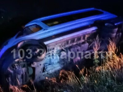 Нічна аварія на Воловеччині: перекинуте авто і троє постраждалих — PMG.ua