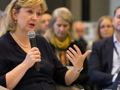 Кандидатка в мери Йоганнесбурга Зілле виключила коаліцію з EFF і MK