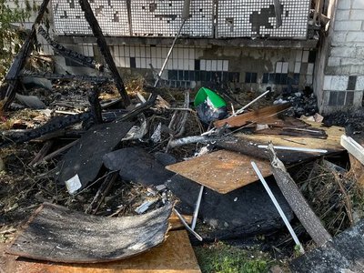 Російська армія обстріляла Корабельний район Херсона, поранені двоє жінок