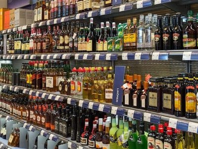 Ціни на алкоголь в Україні: актуальна інформація на вересень