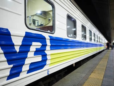 Удар по локомотиву в Ягодині: мішенню російського дрона міг бути дипломатичний поїзд