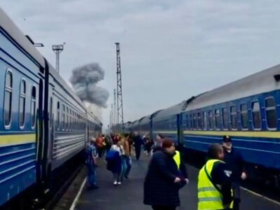 Удар РФ по локомотиву біля Ягодина: в Укрзалізниці припускають, що ціллю міг бути дипломатичний поїзд