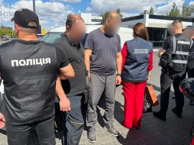 В Одесі працівника коледжу підозрюють у продажі вступу заради відстрочки за 1500 доларів