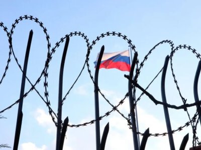 Євросоюз не зміг із першого разу продовжити санкції проти РФ через позицію Франції та Словаччини
