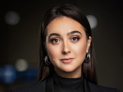 Несподівана мішень: Зеленський затвердив санкції проти своєї ексречниці Мендель та низки пропагандистів
