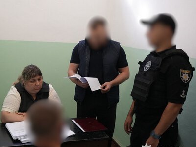У Білгороді-Дністровському затримали жінку, що виготовляла дитячу порнографію за участю шестирічного сина