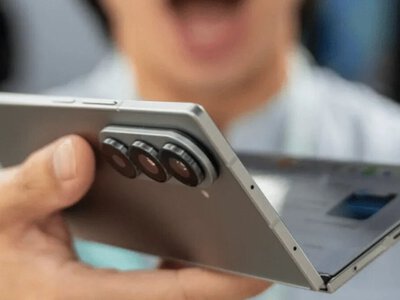 Уздовж і впоперек. Як Samsung знову навчила телефони складатися