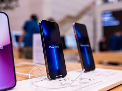 Люди стали активніше купувати смартфони через страх нового подорожчання