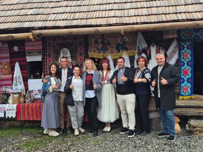 Автентичні ремесла та традиції: у Синевирській Поляні влаштували День місцевих традицій