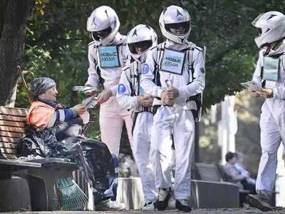 Не беріть участь у незаконних виборах!: СБУ звернулася до жителів окупованих територій
