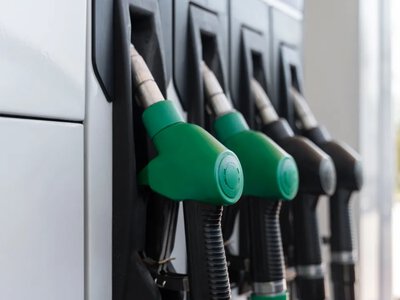 Дизель уже майже по 100 грн: українські АЗС знову переписали цінники 