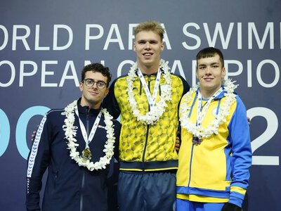 Велике досягнення: параплавці з Полтави вибороли 20 медалей на чемпіонаті Європи