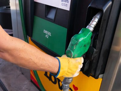 Дизель стрімко дорожчає: АЗС підтягують ціни до рекордних рівнів